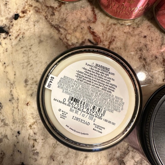 (ONE) Bath and Body Works candle- 1x RASPBERRY MIMOSA 7oz SCENTED CANDLE NEW! - Picture 3 of 3
